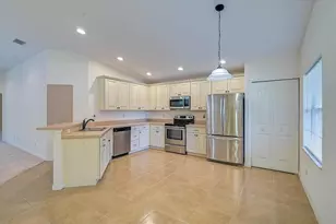 22 Christie Ave, Sarasota, FL 34232 - Photo 8