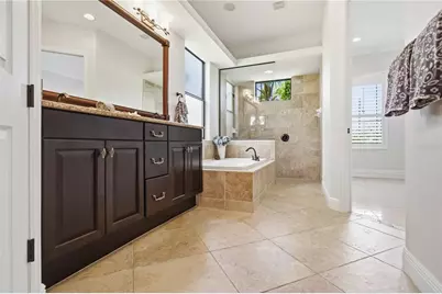 8057 Rio Bella Place, University Park, FL 34201 - Photo 24