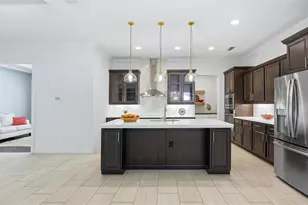 1850 Magnolia St, Sarasota, FL 34239 - Photo 8