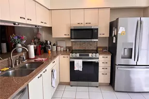 4521 Kingsmere, Sarasota, FL 34235 - Photo 16