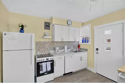 908 Villas Drive #10, Venice, FL 34285 - Photo 6