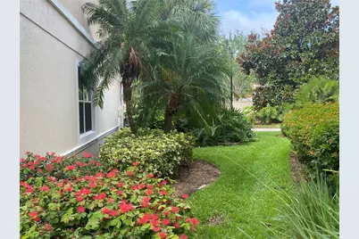 3870 82nd Avenue Cir E #104, Sarasota, FL 34243 - Photo 4