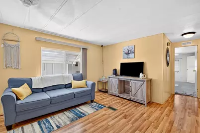 2107 Palma Sola Boulevard #17, Bradenton, FL 34209 - Photo 10