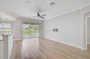 10647 Old Grove Cir, Bradenton, FL 34212 - Photo 10