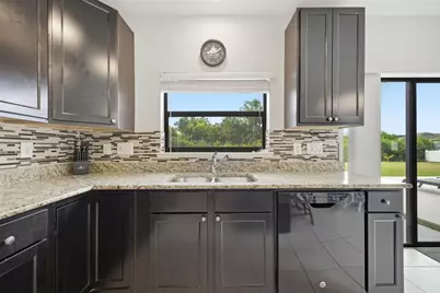 4055 Wayfarer Way, Palmetto, FL 34221 - Photo 12