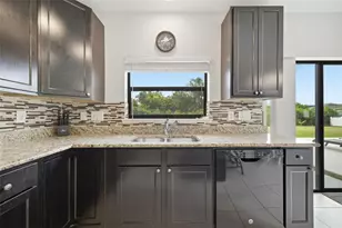 4055 Wayfarer Wy, Palmetto, FL 34221 - Photo 12
