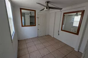 5350 Castleman Dr, Sarasota, FL 34232 - Photo 12