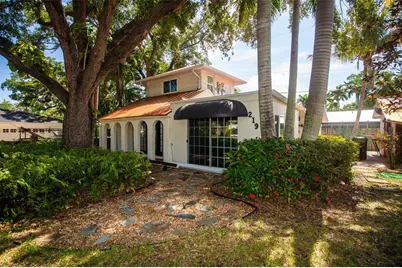 219 24 Street W, Bradenton, FL 34205 - Photo 10