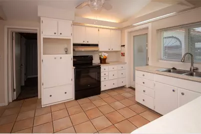 219 24 Street W, Bradenton, FL 34205 - Photo 18