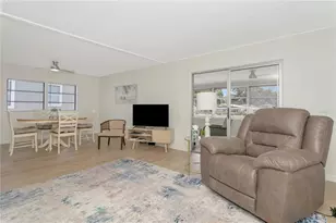 115 White Oak Way, Sarasota, FL 34237 - Photo 2