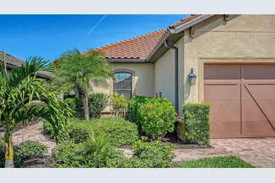 8729 Trattoria Terrace, Sarasota, FL 34238 - Photo 2