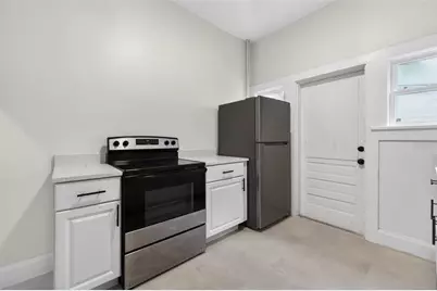 633 7th Avenue N, Saint Petersburg, FL 33701 - Photo 6