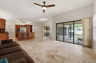 215 Carriage House Ln, Nokomis, FL 34275 - Photo 14