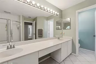 215 Carriage House Ln, Nokomis, FL 34275 - Photo 24
