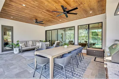 275 Lime Circle, Sarasota, FL 34237 - Photo 4