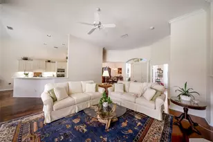 7058 Twin Hills Terrace, Lakewood Ranch, FL 34202 - Photo 12