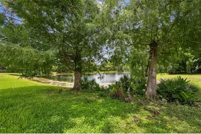 7058 Twin Hills Terrace, Lakewood Ranch, FL 34202 - Photo 40