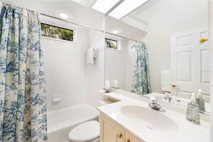 7058 Twin Hills Terrace, Lakewood Ranch, FL 34202 - Photo 30