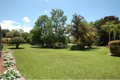 7058 Twin Hills Terrace, Lakewood Ranch, FL 34202 - Photo 42