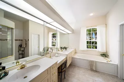7058 Twin Hills Terrace, Lakewood Ranch, FL 34202 - Photo 28