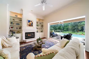 7058 Twin Hills Terrace, Lakewood Ranch, FL 34202 - Photo 10