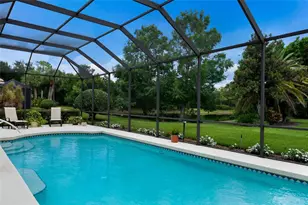 7058 Twin Hills Terrace, Lakewood Ranch, FL 34202 - Photo 4