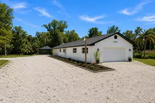 8315 Revels Rd, Riverview, FL 33569 - Photo 2