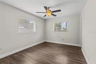 5404 Laurelwood Pl, Sarasota, FL 34232 - Photo 24