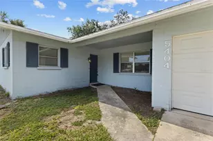 5404 Laurelwood Pl, Sarasota, FL 34232 - Photo 4