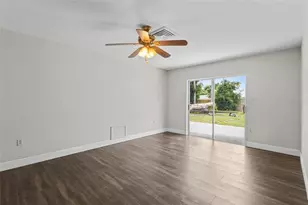 5404 Laurelwood Pl, Sarasota, FL 34232 - Photo 6