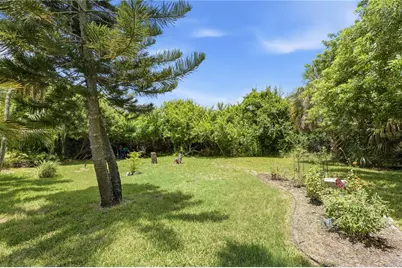 8954 Founders Circle, Palmetto, FL 34221 - Photo 32