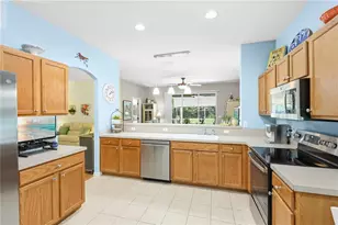 8954 Founders Cir, Palmetto, FL 34221 - Photo 18