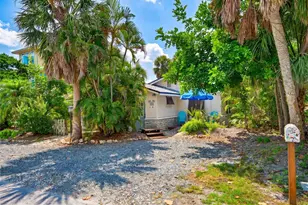660 Linley St, Longboat Key, FL 34228 - Photo 4