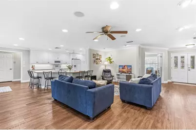 7565 Castle Drive, Sarasota, FL 34240 - Photo 8