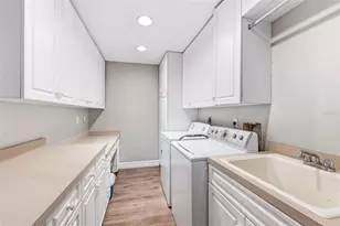 7565 Castle Dr, Sarasota, FL 34240 - Photo 26