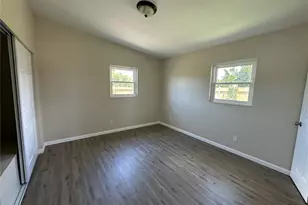 3335 Dudley St, Sarasota, FL 34235 - Photo 12