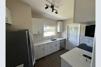 3335 Dudley Street, Sarasota, FL 34235 - Photo 8