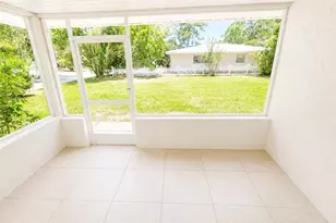 640 47th St, Sarasota, FL 34234 - Photo 6