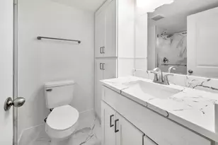 222 Harbour Dr, Naples, FL 34103 - Photo 54