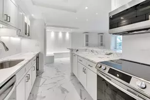 222 Harbour Dr, Naples, FL 34103 - Photo 46