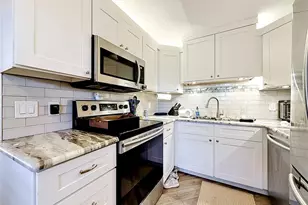4050 4th St N, Saint Petersburg, FL 33703 - Photo 6
