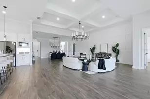 7892 Mainsail Ln, Sarasota, FL 34240 - Photo 12