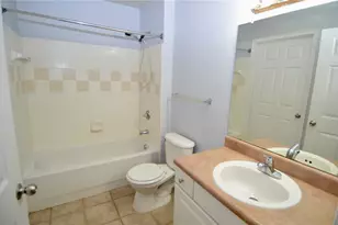 5621 Bidwell Pkwy, Sarasota, FL 34233 - Photo 14