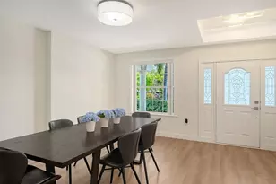 2465 Foster Ln, Sarasota, FL 34239 - Photo 10