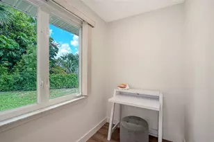 2465 Foster Ln, Sarasota, FL 34239 - Photo 30