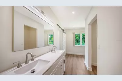 2465 Foster Lane, Sarasota, FL 34239 - Photo 32