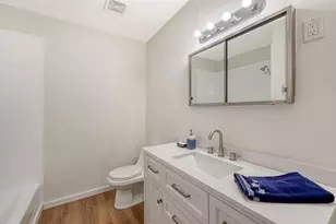 2465 Foster Ln, Sarasota, FL 34239 - Photo 36