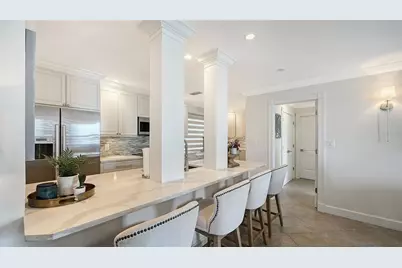 174 Golden Gate Point #22, Sarasota, FL 34236 - Photo 16