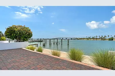 174 Golden Gate Point #22, Sarasota, FL 34236 - Photo 34