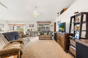 6937 42nd Ct E, Sarasota, FL 34243 - Photo 6